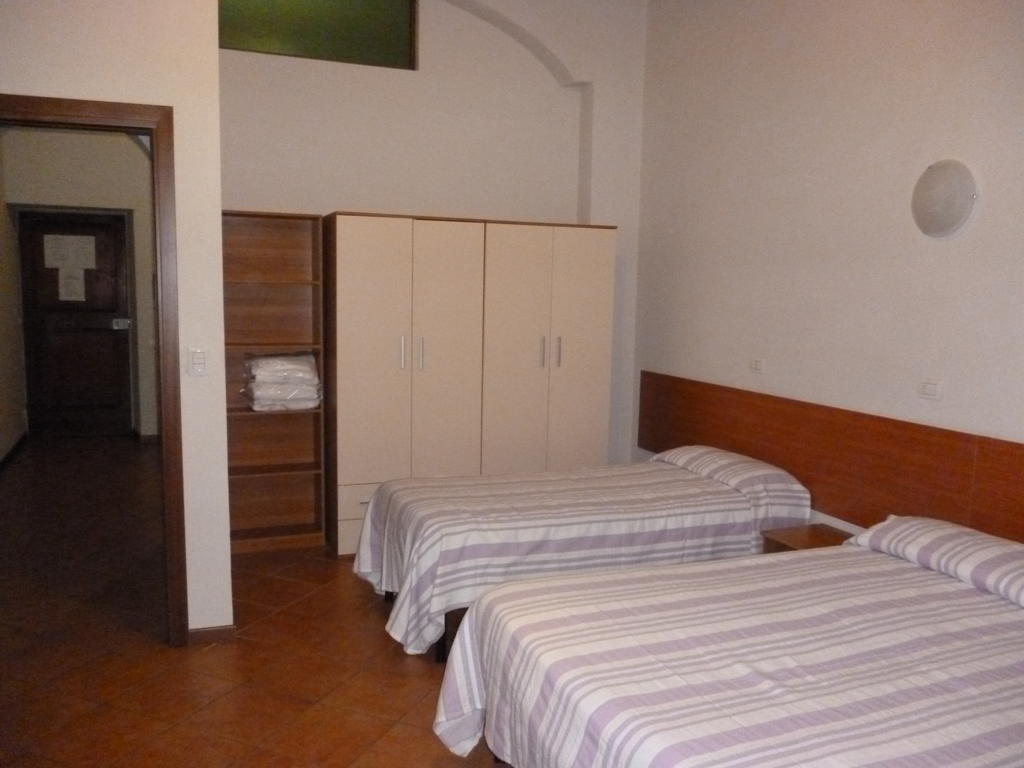 Hotel 27 Aprile Florencia Habitación foto